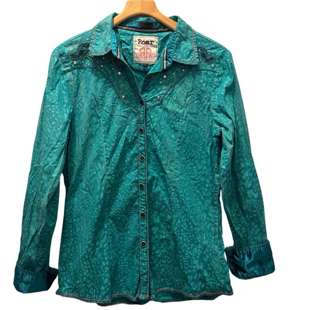 Roar L Large Women's Turquoise Animal Print Embellished Western Button Up Shirt